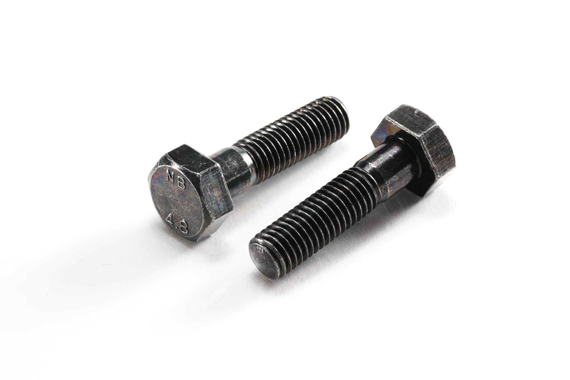 亜鉛メッキ３価黒色クロメート